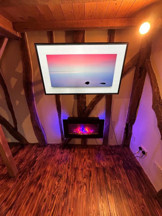 Cozy Cottage With Hot Tub! Cadnam Екстер'єр фото